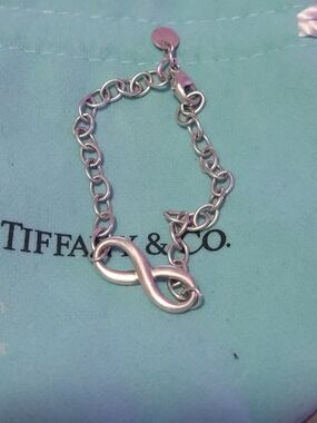 Tiffany & Co. Sterling Silver Infinity Link Bracelet - Silver
